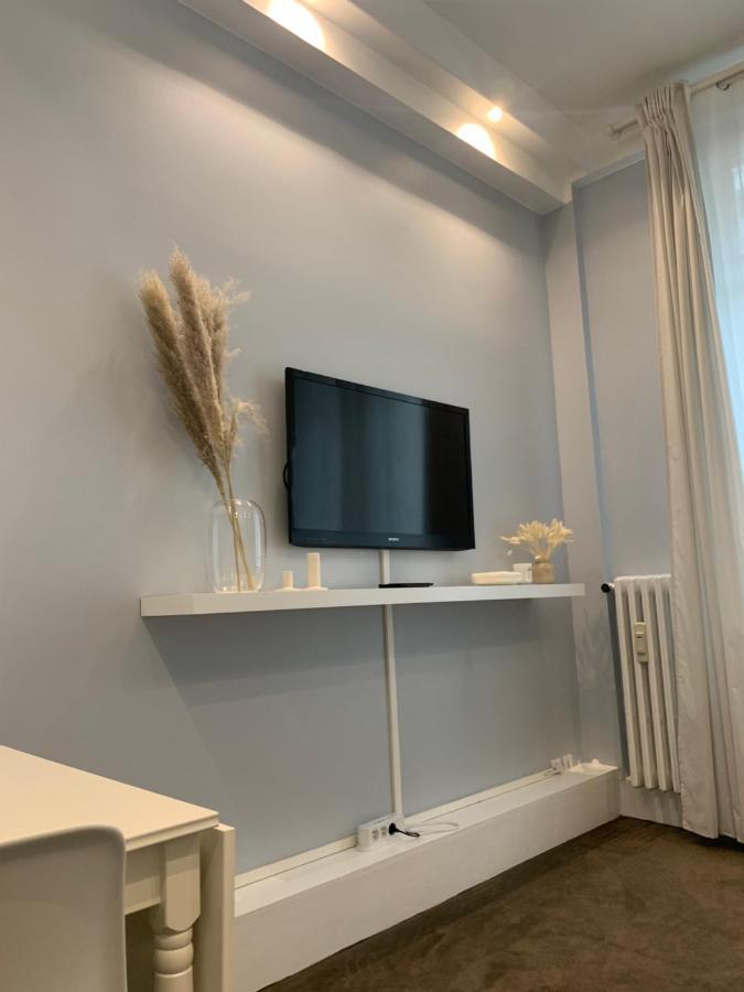 Appartement Charming Eiffel Tower Paris